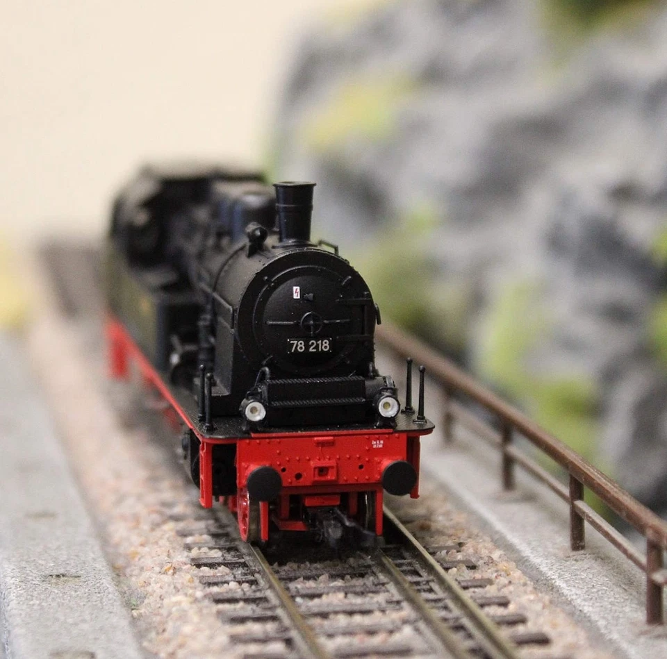 Tillig 04201 Dampflokomotive BR 78.0 der DR - Spur TT - Neu in OVP - Bild 4 von 4