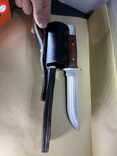 Vtg Buck 124 Frontiersman With Customer Leather Sheath 1989 Very Nice - Picture 15 of 19