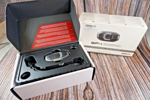 Sena SF4 Single Pack Bluetooth 4-Way Helmet Communication System HD Speakers - Picture 8 of 8
