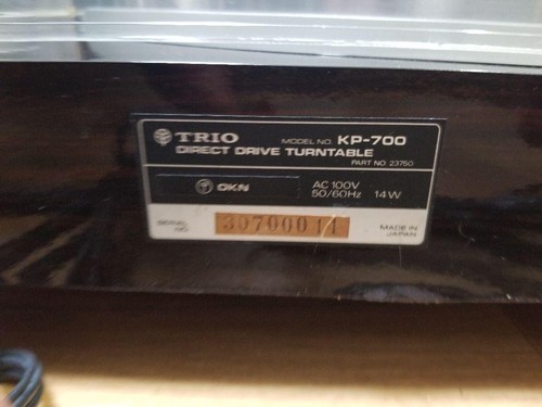 TRIO KP-700D QUARTZ PLL DIRECT DRIVE AUTO LIFT UP GIRADISCHI AC100V 50/60Hz 14W - Foto 11 di 14