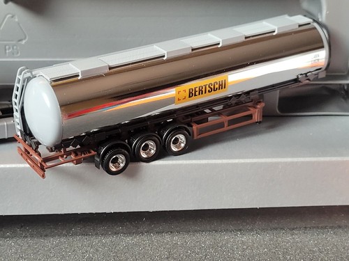DAF XG NG Bertschi AG Jumbo Chrom Chemie Tank Gofa aus Exclusive Serie - Picture 5 of 6