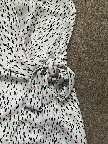 Size 6 Asos Design Wide Open Leg Jumpsuit, White with Belt - Imagen 7 de 9