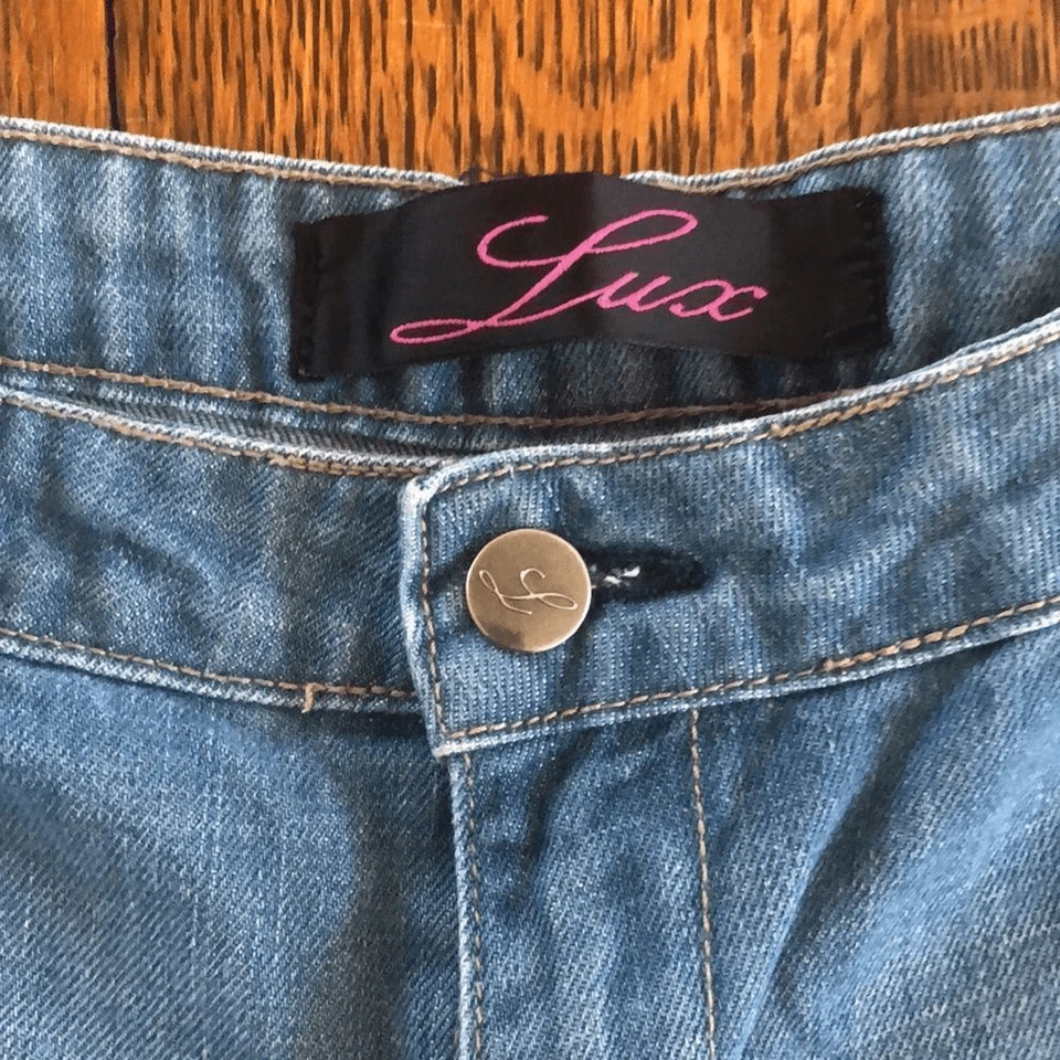 Jeans recortados vintage Lux lavado claro pierna ancha talla 11/12 Y2K Foto 3 de 4