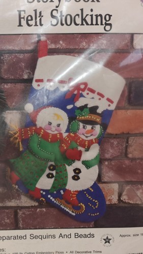 Hobby Kraft Storybook Felt Stocking Needlepoint Kit NEW - Picture 2 of 4