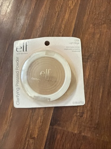 e.l.f. Clarifying Pressed Powder Light Beige 1306 Eliminates Shine & Breakouts - Picture 2 of 4