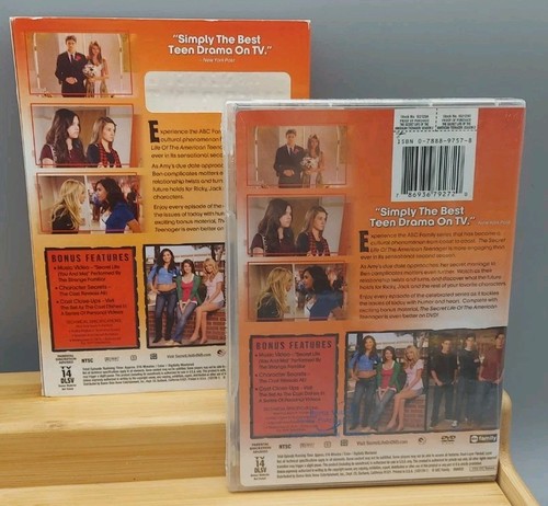 The Secret Life of the American Teenager - The Complete Second Season New Sealed - Picture 2 of 2