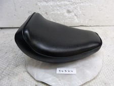 SUZUKI VS750 INTRUDER 38A00 FRONT SEAT  (34324)