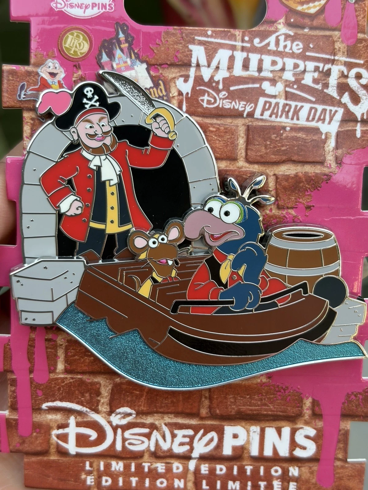 Disneyland Muppets Day Pin Gonzo On Pirates of the Caribbean LE 3000