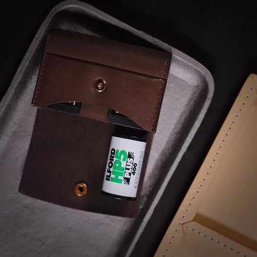 Leather Camera Battery Pack SD Card Cover 120/135 Film Protection Bag StorageBox - Bild 2 von 23