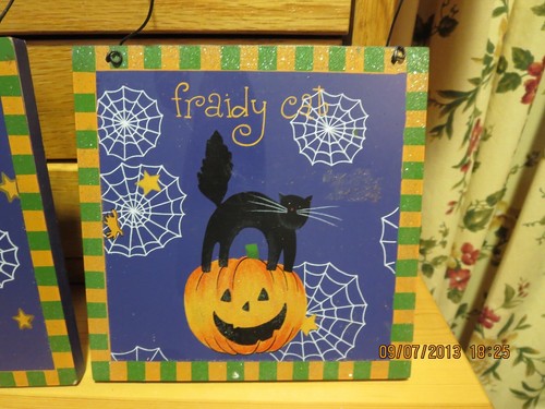 2 WOOD HALLOWEEN PLAQUES-- 6" SQUARE--#R3-3 - Picture 24 of 24