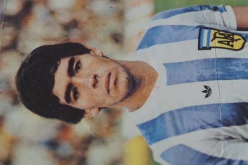 FIGURINA CALCIATORI PANINI 1979-80 DIEGO ARMANDO MARADONA ARGENTINA ROOKIE - Foto 5 di 8