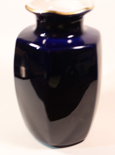 Japanische handbemalte Porzellan Vase Kobaltblau Flora und Goldrand - Bild 5 von 8