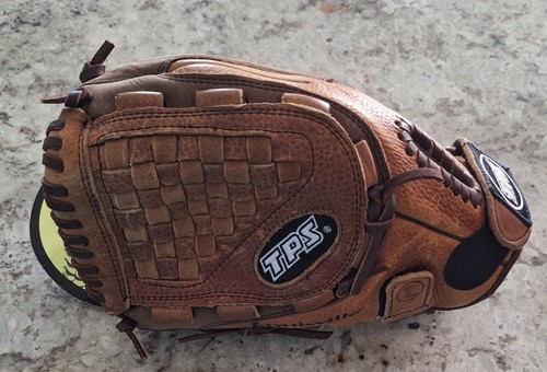 GUANTO DA SOFTBALL LOUISVILLE SLUGGER FPS1200 TPS - Foto 2 di 6