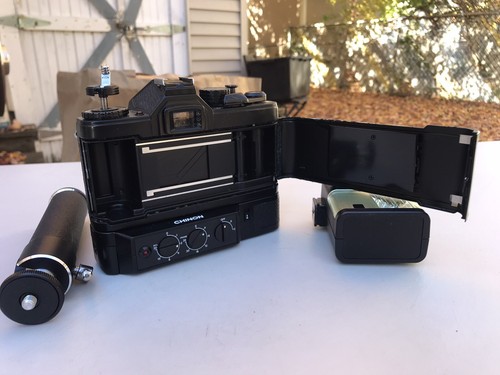 CHINON CM-3 Camera With Lens,Power Winder,Flash And Handle - Picture 8 of 8