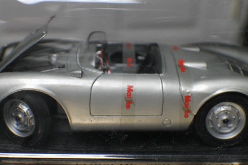 Maisto Porsche Silber 550 A Spyder Maßstab 1:18 Special Edition Diecast Sealed Box - Bild 2 von 9