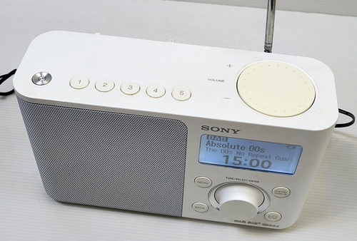 Sony XDR-S61D Radio Portatile DAB/DAB+ Bianco con Alimentatore di Rete - Foto 4 di 11