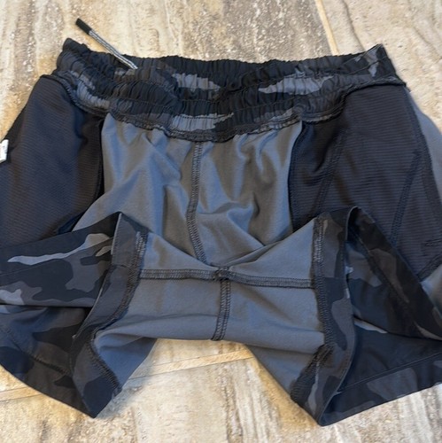 Athleta Girl Black Camo Running Shorts Size XL (14) - Picture 6 of 14