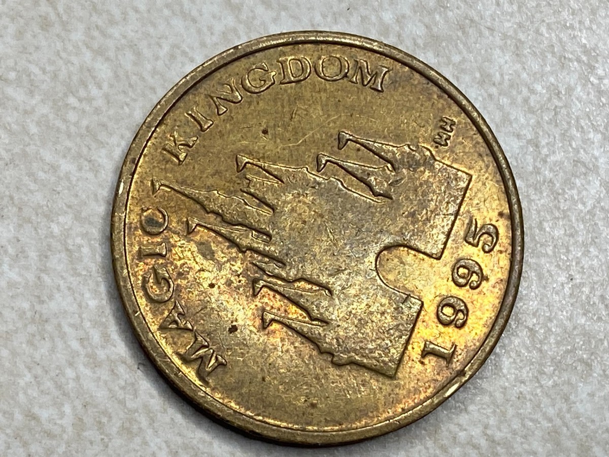 Walt Disney The Lion King WD Co Nala 1995 Magic Kingdom