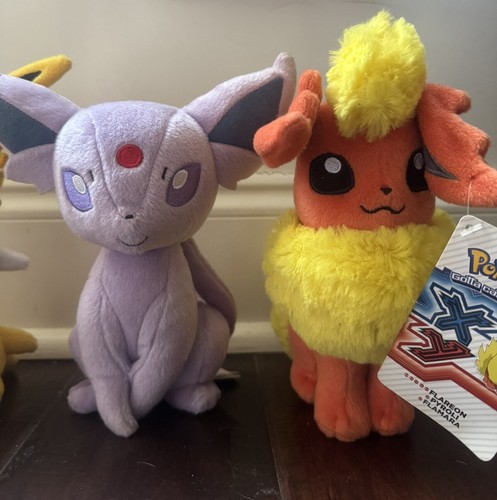 Lot Of 8 Tomy Pokémon Plush Stuffed Leafeon Vaporeon Umbreon Eevee Flareon 8-10” - Picture 4 of 24