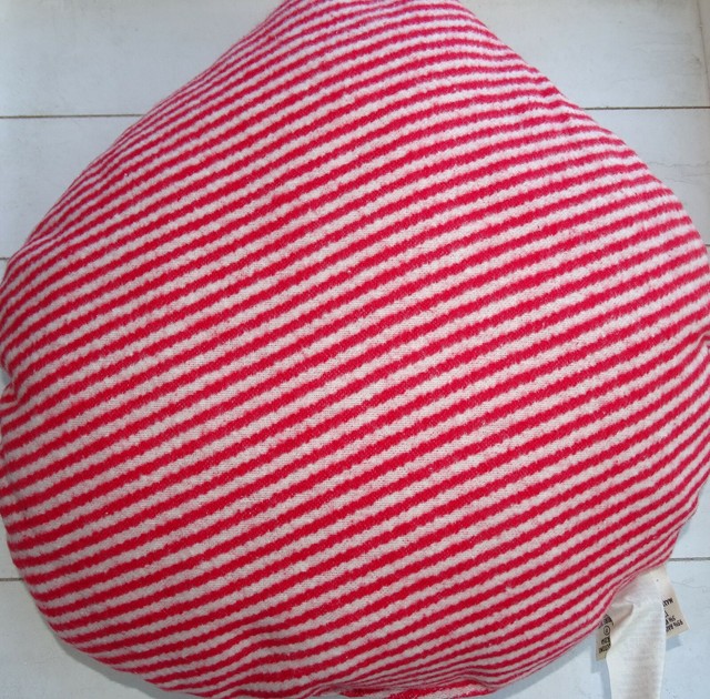 David Fussenegger gefülltes Kissen Silvretta Weihnachtsmann rot online