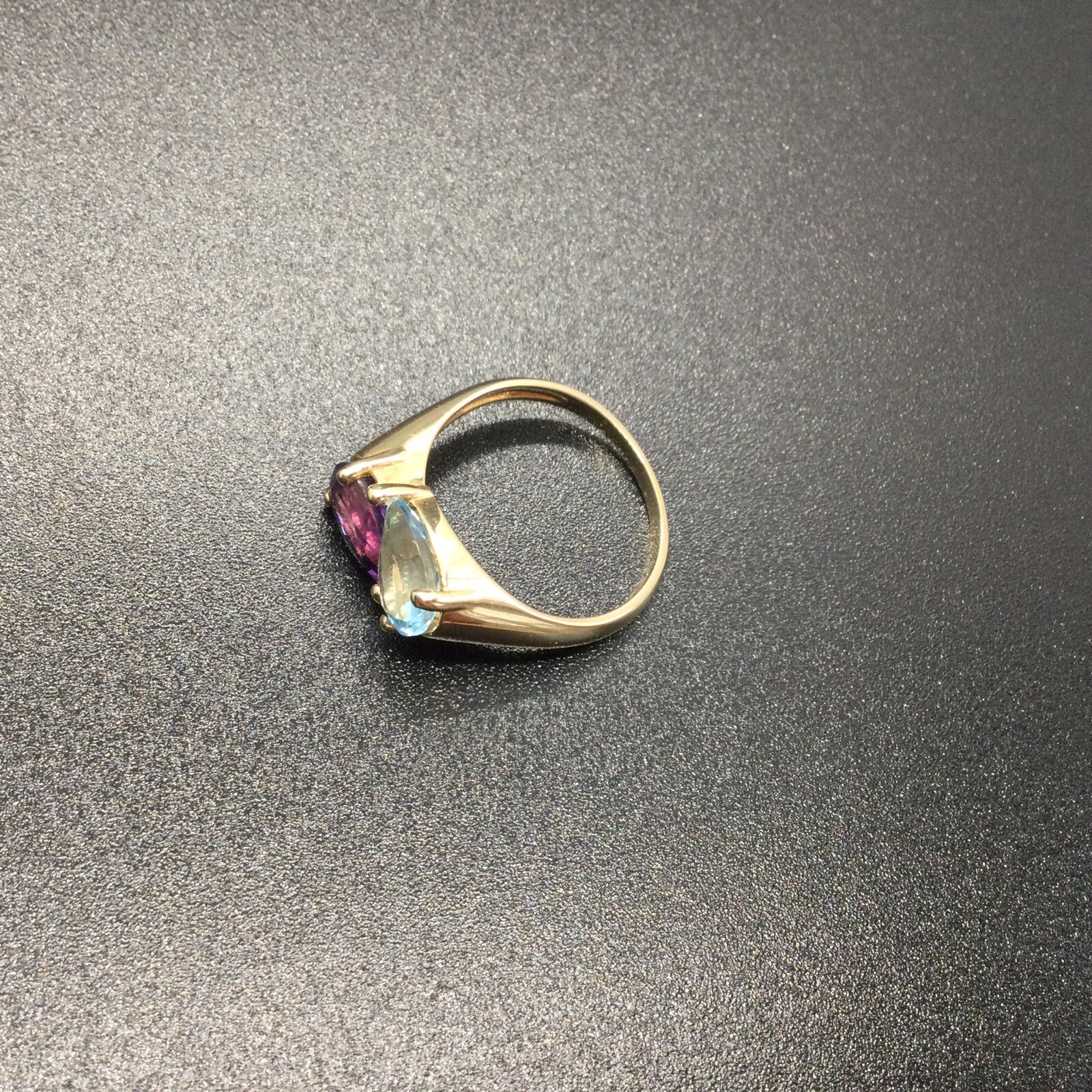 14K SOLID GOLD PEAR SHAPE AQUA BLUE TOPAZ & AMETHYST RING ESTATE