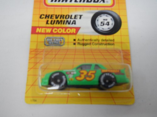 Matchbox New Color Chevrolet Lumina MB54 (4) - Picture 2 of 4