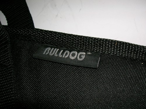 Bulldog Pistol Case 18" Accessory Pocket & Carry Strap BD602 w/ Trigger Lock - Picture 3 of 7