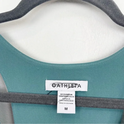 Athleta Sz Medium Swing Forward Tank Pleated NWT Teal & Black V Neck Athletic - Picture 4 of 9