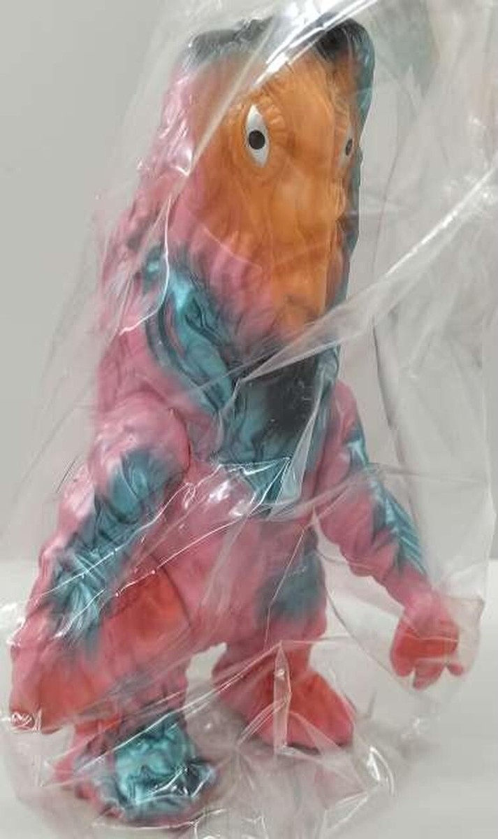 Bullmark Hedorah Soft Vinyl Figure Retro Pink Godzilla M1 go Toho