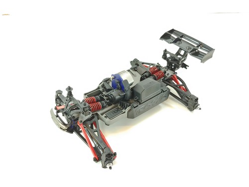NUOVO Traxxas 1/16 E-Revo XL2.5 Mini Monster Truck Roller Slider Telaio Costruzione - Foto 7 di 15