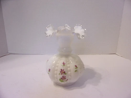 FENTON VASE SILVERCREST MELON RIBBED VIOLETS IN THE SNOW HAND PAINTED BY GREENLE