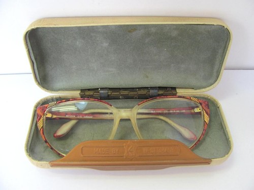 VINTAGE LADIES PERSCRIPTION EYEGLASSES – METZLER GERMANY w/ORIGINAL CASE - Picture 2 of 9
