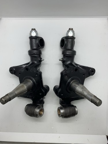 MGB GT y Roadster Stub Axles & King Pins BTB764 BTB765 1962-80 LH&RH + kits de pernos - Imagen 3 de 21