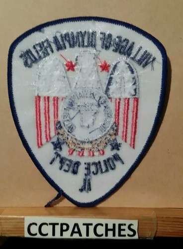 VILLAGE OF OLYMPIA FIELDS, ILLINOIS POLICE SHOULDER PATCH IL - Picture 2 of 2