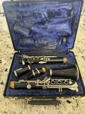 Bundy Clarinet With Carrying Case
