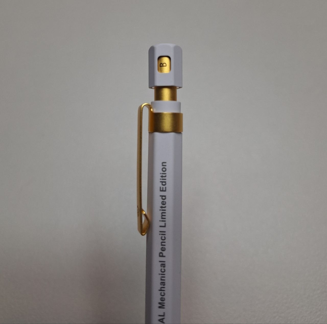 STAEDTLER 925 77 Staedtler Itoya White Limited Hexagonal Mechanical Pencil 0.5mm