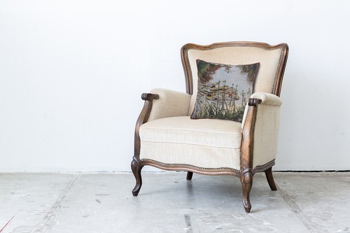 Artistic Serenity: New Waterlily Monet Garden Tapestry Pillow Covers - Picture 7 of 9