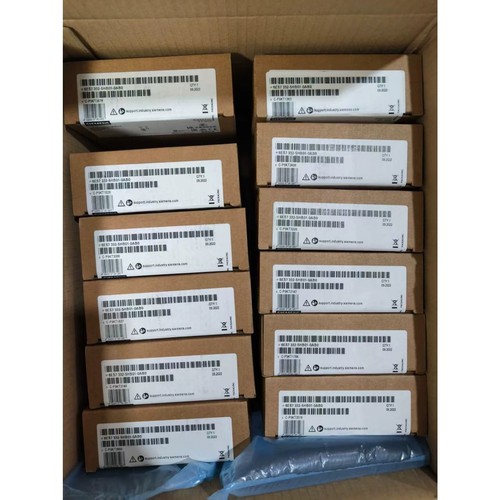 New Siemens 6ES7332-5HB01-0AB0 S7-300 Analog output SM 332 6ES7 332-5HB01-0AB0 - Picture 4 of 20