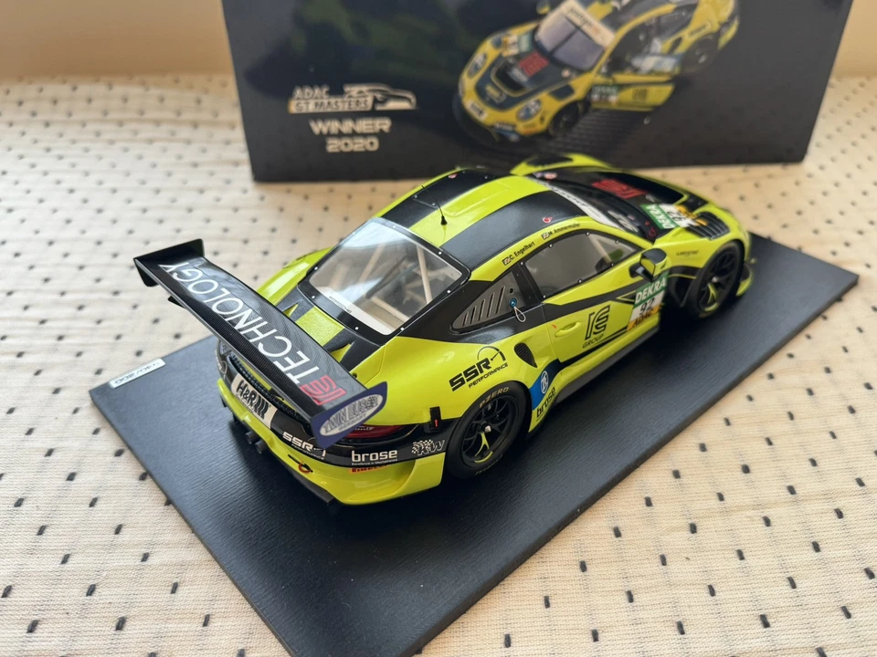 Spark 1/18 Porsche 911 911.2 GT3 R ADAC GT Masters 2020 Champion SSR Performance - Image 4 of 4
