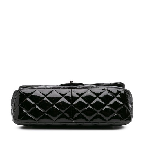 Authenticated Chanel Jumbo Classic Patent Double Flap Black Leather Shoulder Bag - Picture 3 of 12