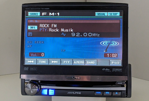 Alpine IVA-D106 Ricevitore DVD 7" schermo 4 x 50 Watt - Foto 5 di 20