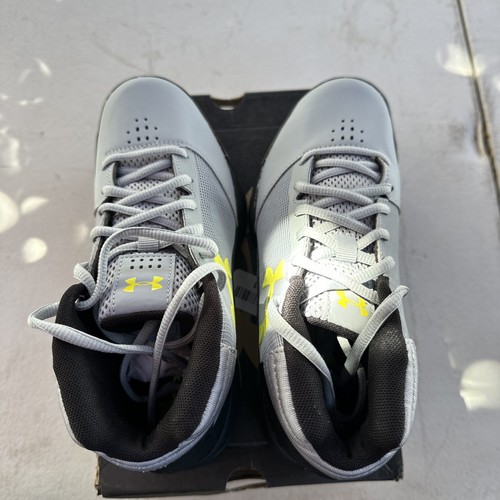 Under Armour Boys's UA BGS JET 2017 Basketball Shoe 1296009-941 - 4.5Y NEW - Picture 8 of 11