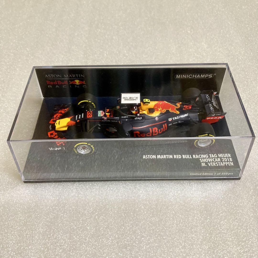 2025年のクリスマスの特別な衣装 Aston Martin Car Model Diecast F1 Heuer TAG Racing Bull Red ミニカー