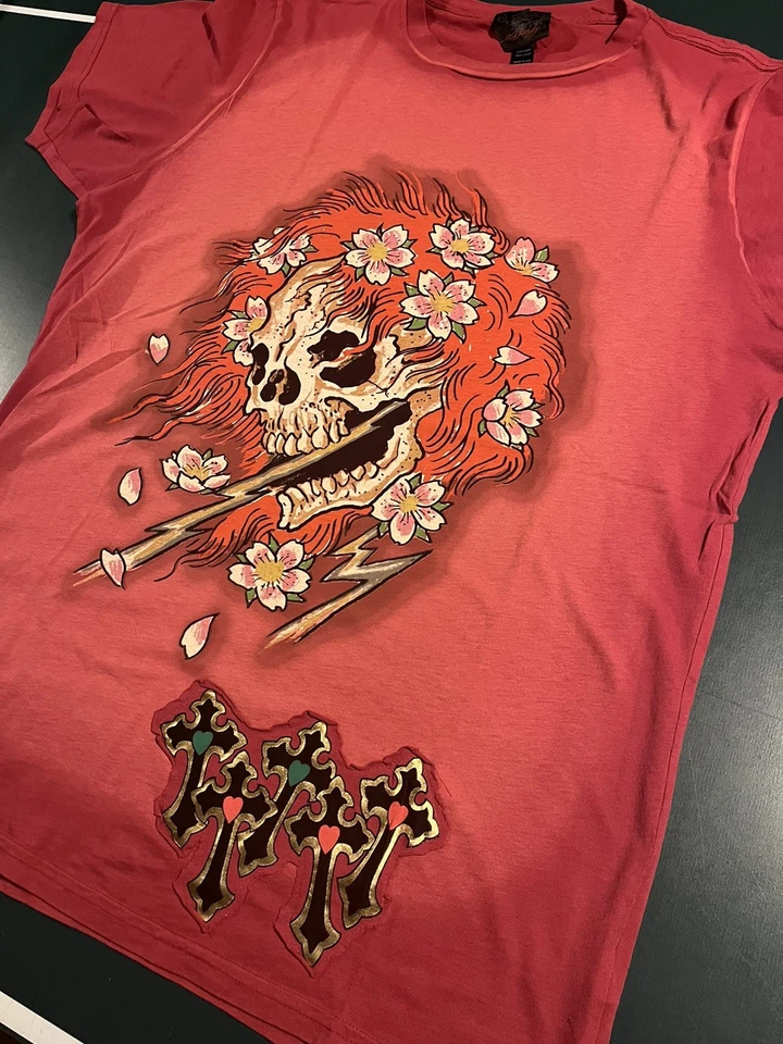 全新 Ed Hardy 五颜六色的头骨花卉金属粉色 T 恤 2XL 设计师纹身艺术 — 第 2/4 张图片