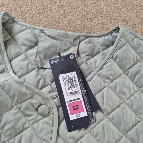 M& S Lightweight Thermowarmth Collarless Quilted Coat Size 22 soft green NEW - Picture 3 of 4