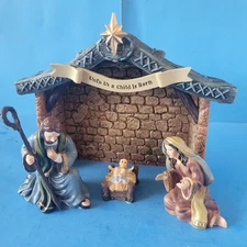 Hawthorne Village Nativity Tree Collection Mary Joseph Baby Jesus Creche Manger 