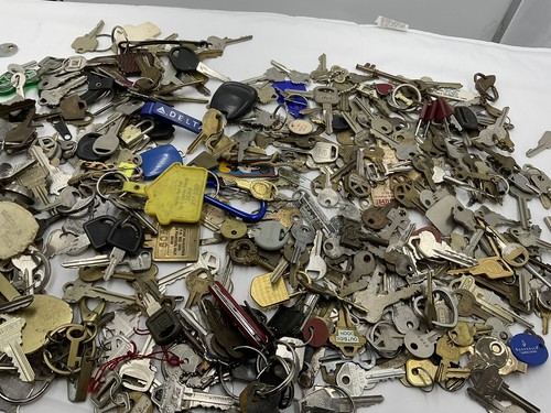 Vintage Assorted New Old Stock  Key Blank - Household & Automotive Car - Picture 9 of 10