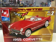 AMT 31823 1955 Corvette model kit