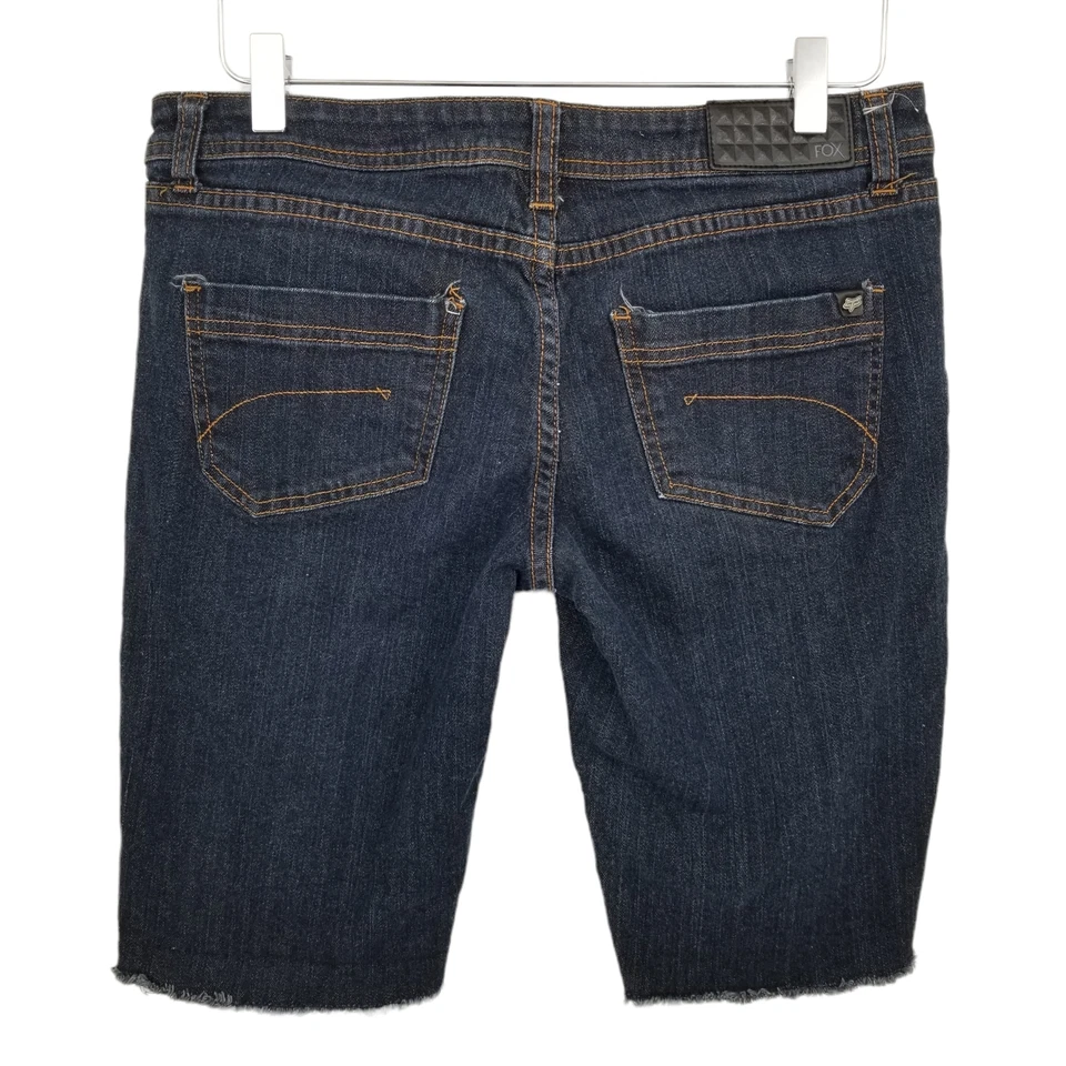 Fox Women's Blue Cotton Blend 5-Pockets Bermuda Denim Jeans Shorts Size W32/L12 - Image 2 of 4