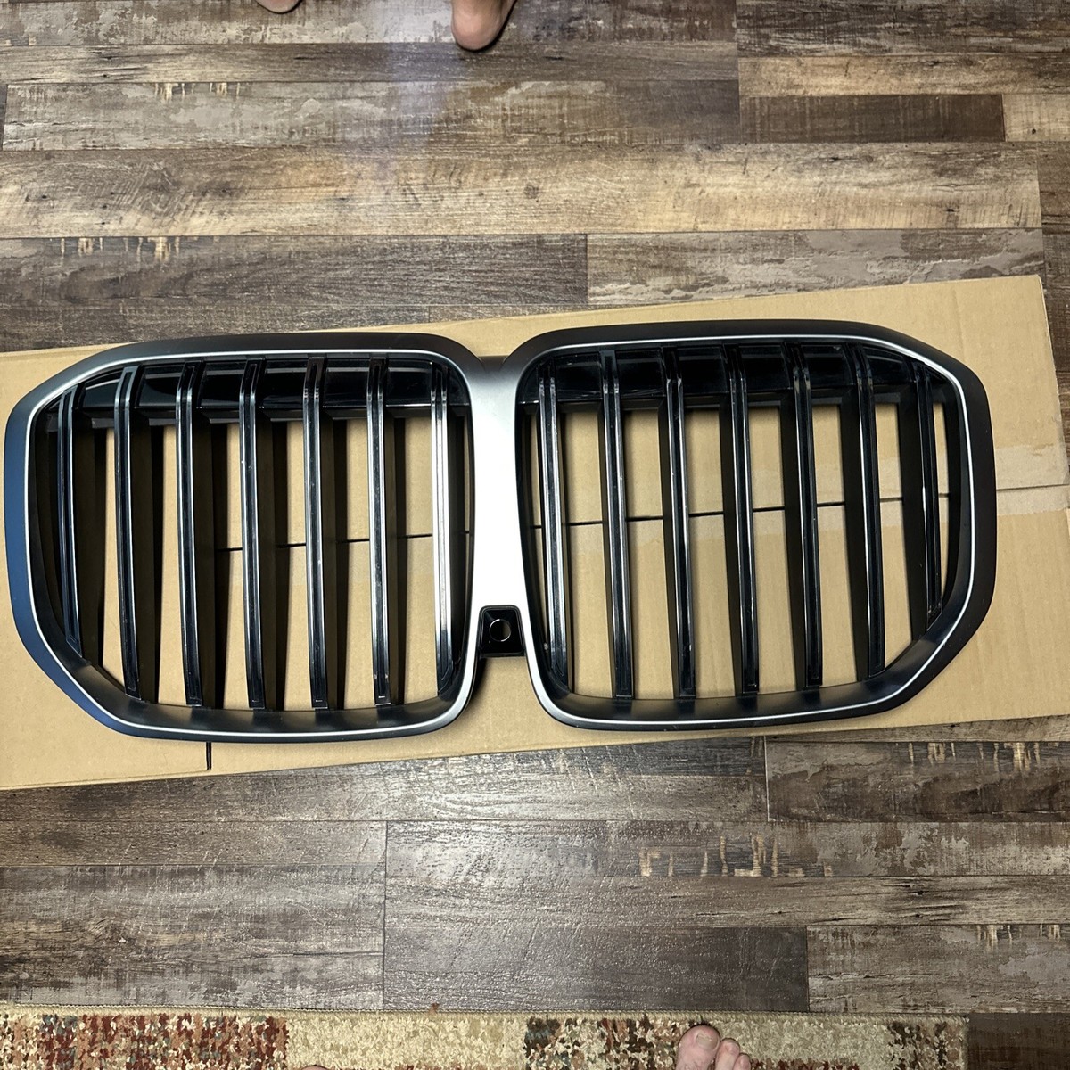 【希少】BMW純正部品G07 X7シリーズ 用 テールゲートリッドブラックトリム BMW 純正部品 G07 X7シリーズ 用 ブラックパーツ 3点セット
